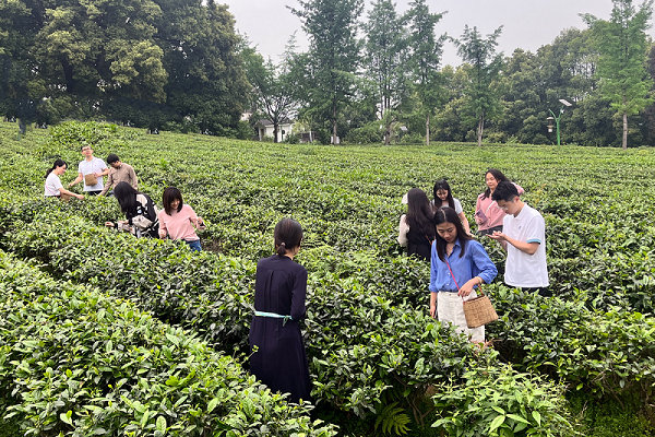 1682235506525848.jpg 活动照片.jpg